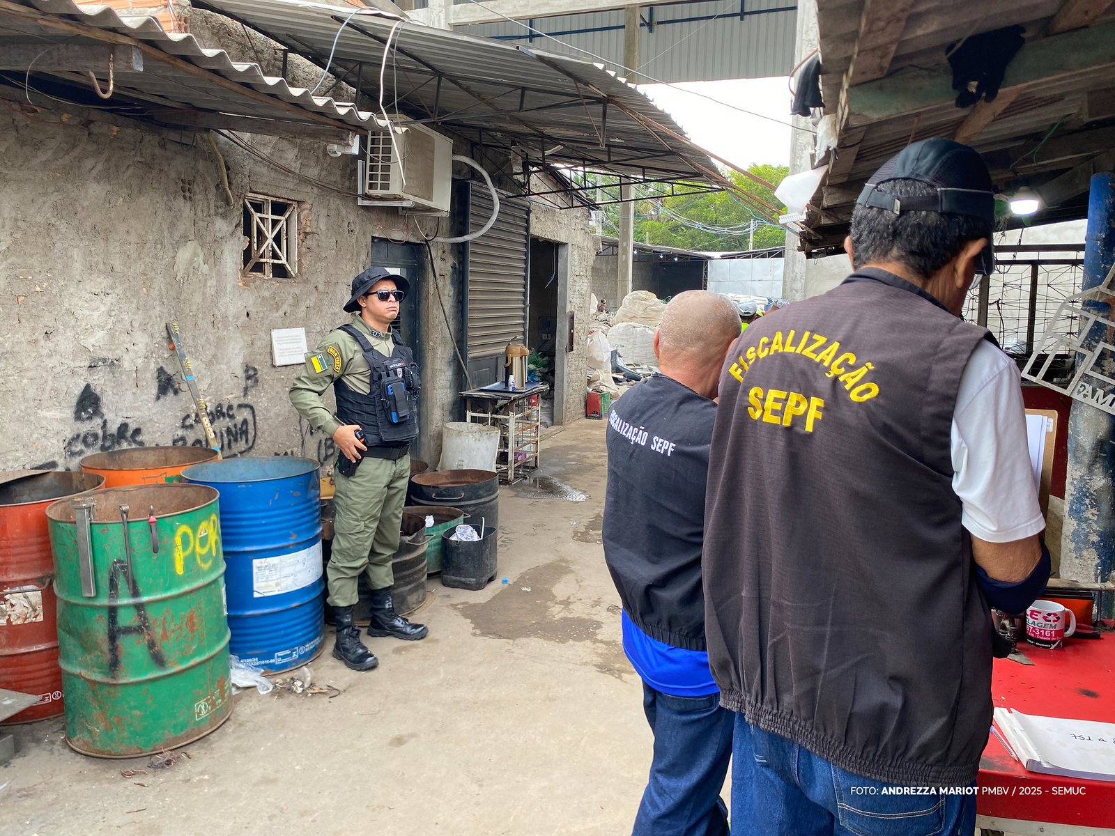 Operação em ferros-velhos e depósitos de sucatas - Ft ANDREZZA MARIOT (3)