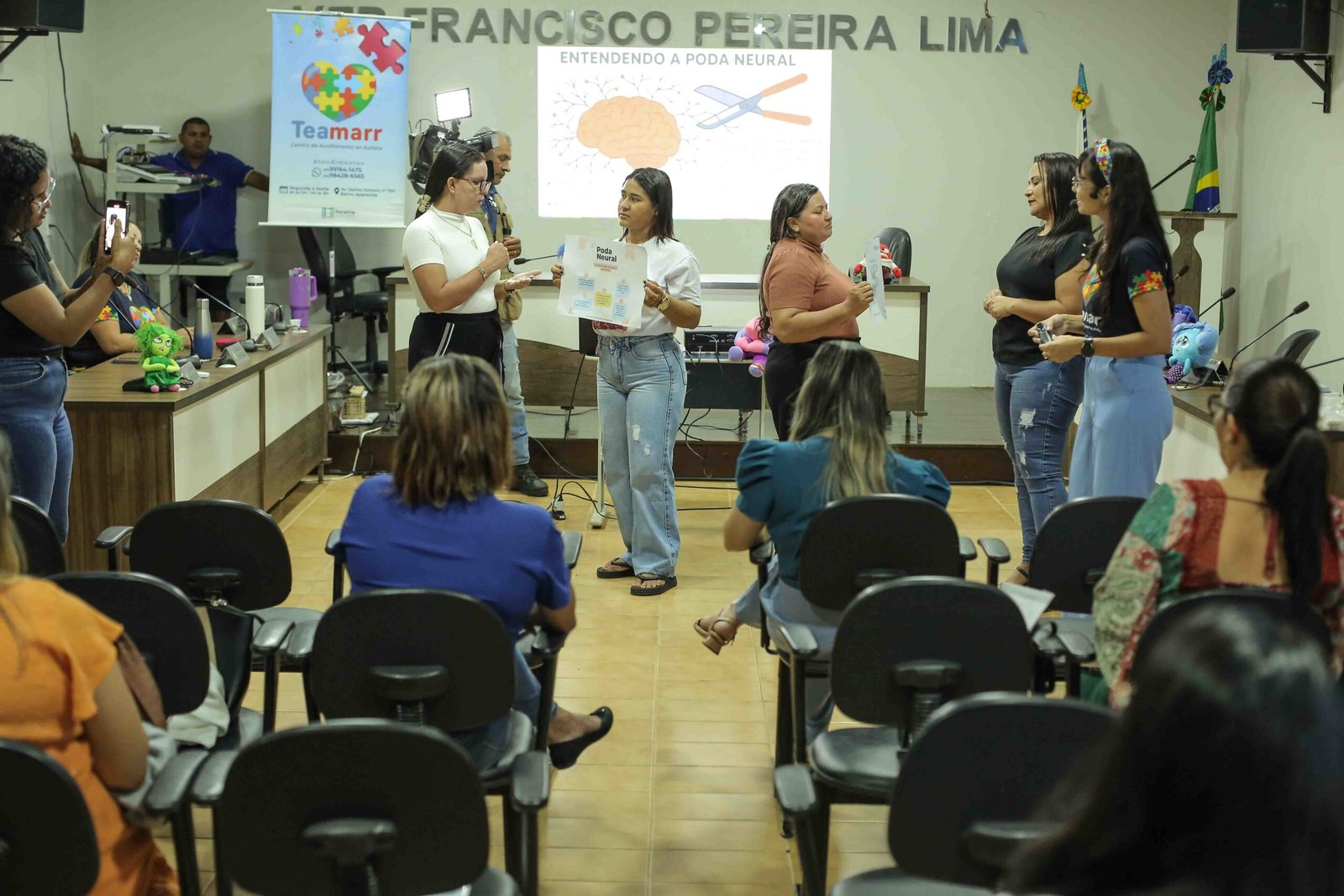 Encontro tem como público-alvo professores da Educação, profissionais da área da Saúde e assistência, pais ou responsáveis e cuidadores 1