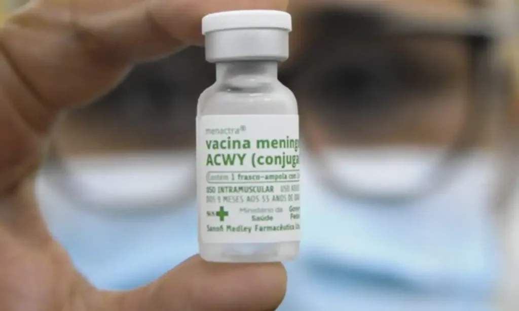 _vacinacao_contra_meningite04092101682
