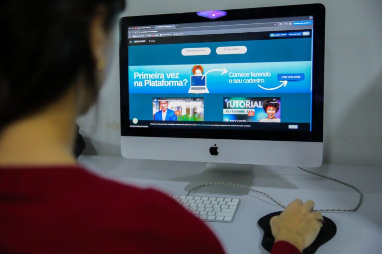 Cada aluno poderá se inscrever em até três opções de áreas afins ou distintas