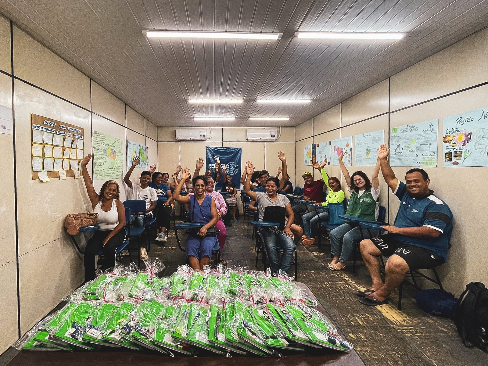 R343 - TURMA 100 (4)