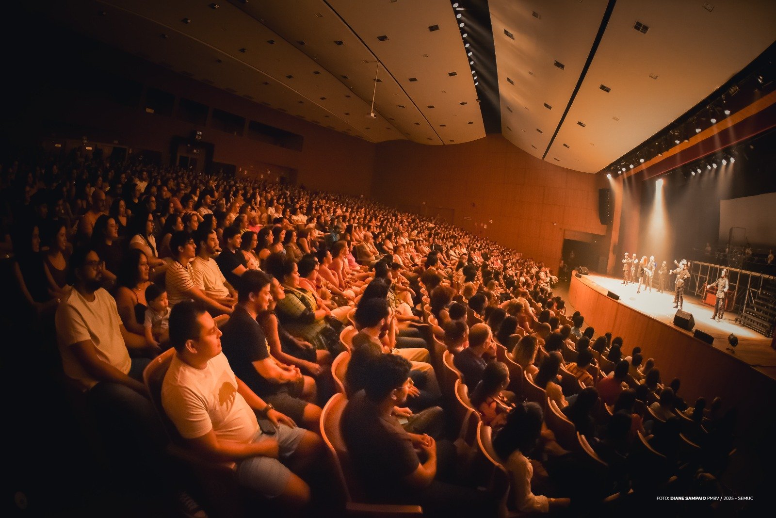 2025.09.12 1° Noite de Mormaço no Teatro Espetáculo Rita Lee Ft Diane Sampaio (7)