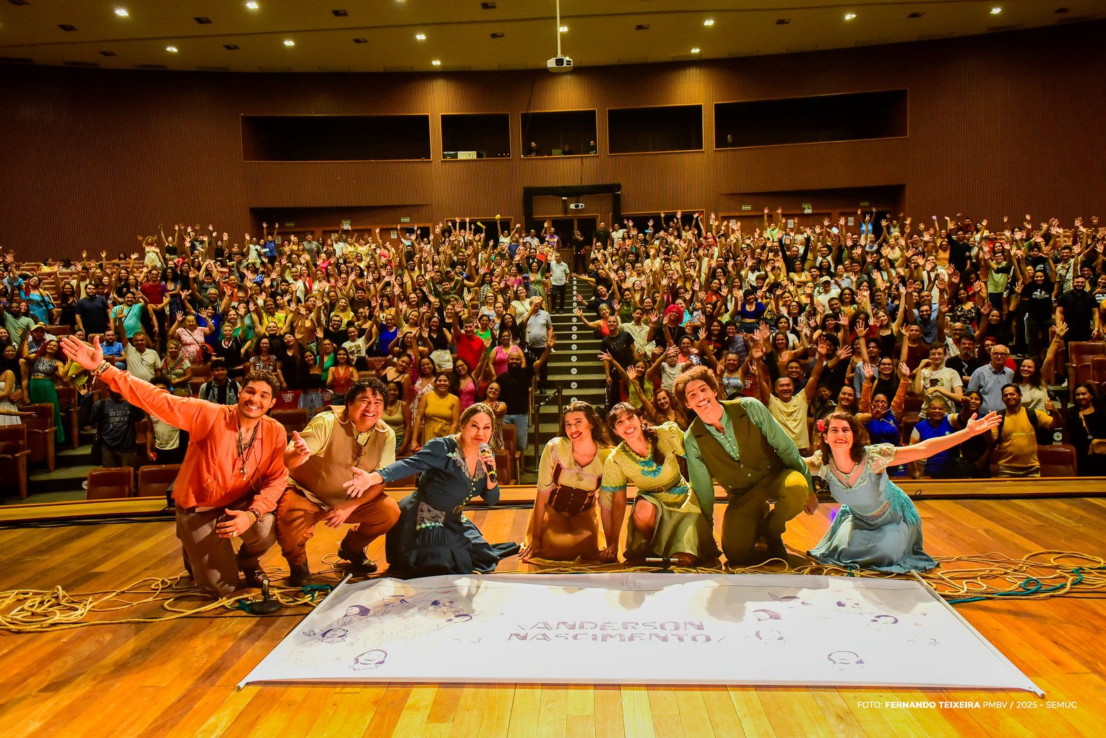 4ª noite de programação do Mormaço Cultural 2025 no Teatro Municipal - Ft FERNANDO TEIXEIRA (1)