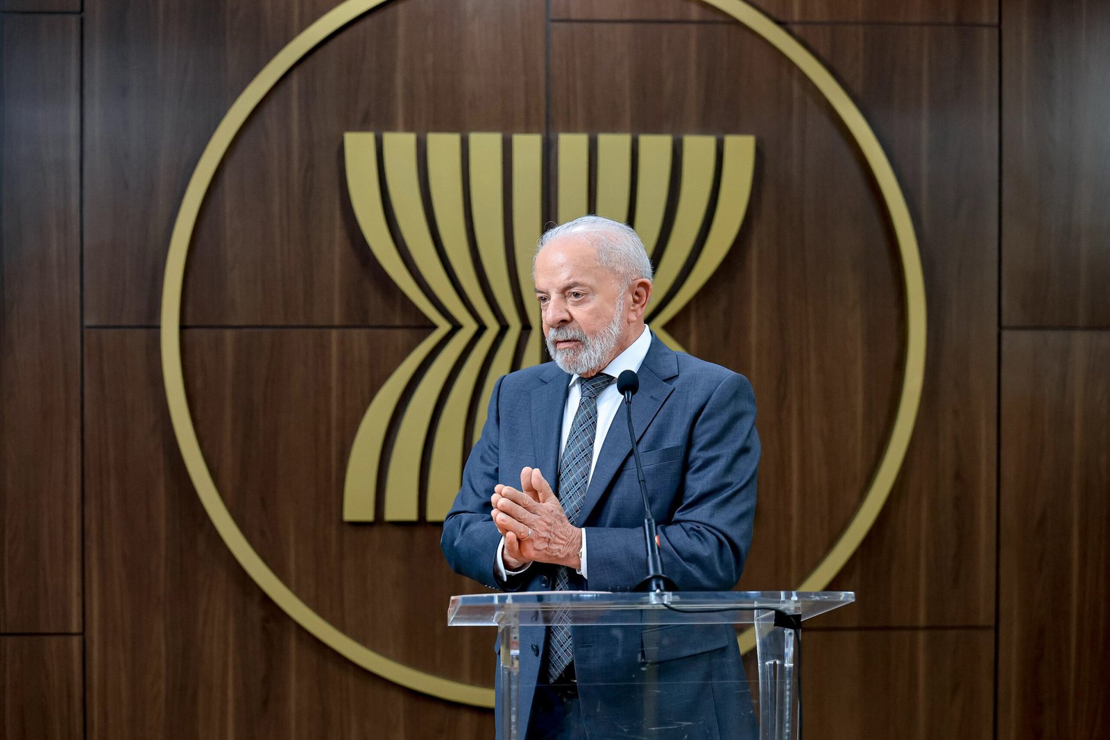 PR Lula participa de encontro na Indonésia