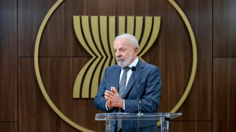 Lula-jacarta-24out2025-848x477