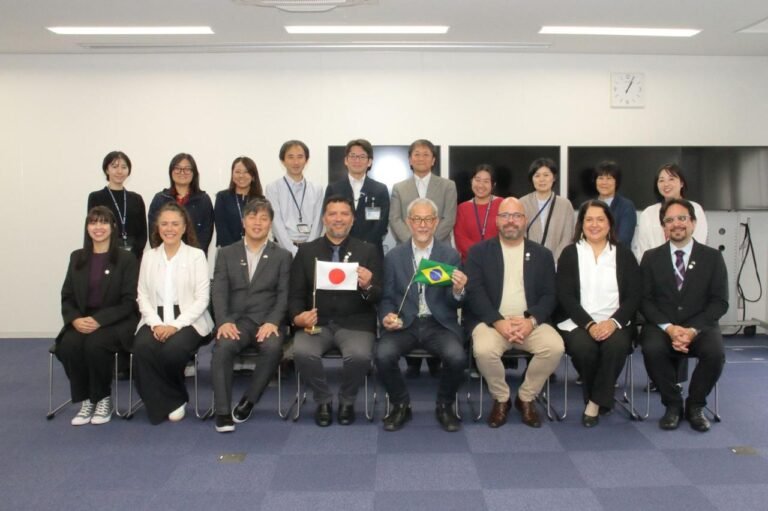 foto naveca japao 12