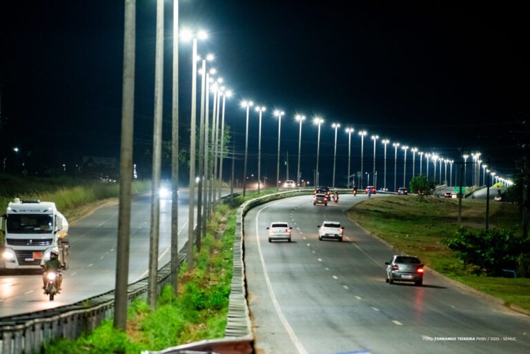 Av. Brasil recebe iluminação LED - Ft FERNANDO TEIXEIRA (4)
