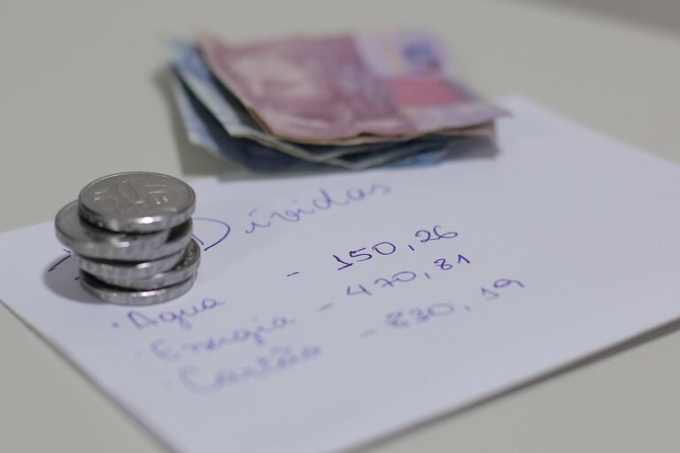 Dívidas Dinheiro Superendividamento - Foto Eduardo Andrade