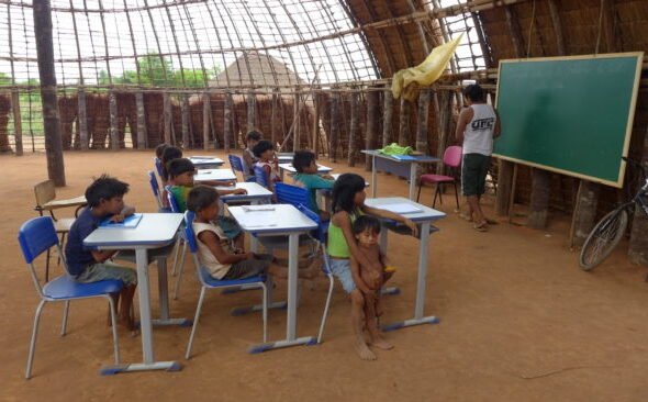 Escola-no-Parque-Ind-do-Xingu_Adreas-Kuno-Richter-scaled-e1770044941558