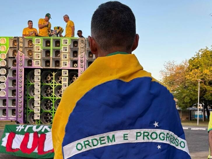 photo_4985569433174608762_y