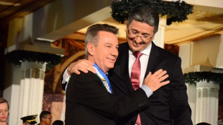 Posse-Governador-Antonio-Deanarium-ALE-e-Solenidade-faixa-Palacio-do-governo-520-1-984x553