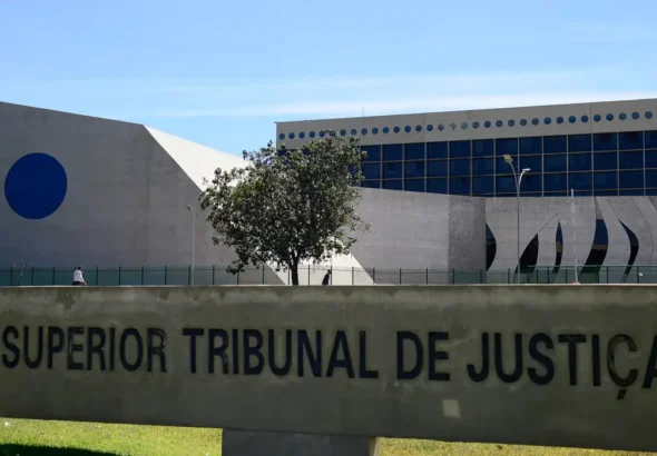STJ