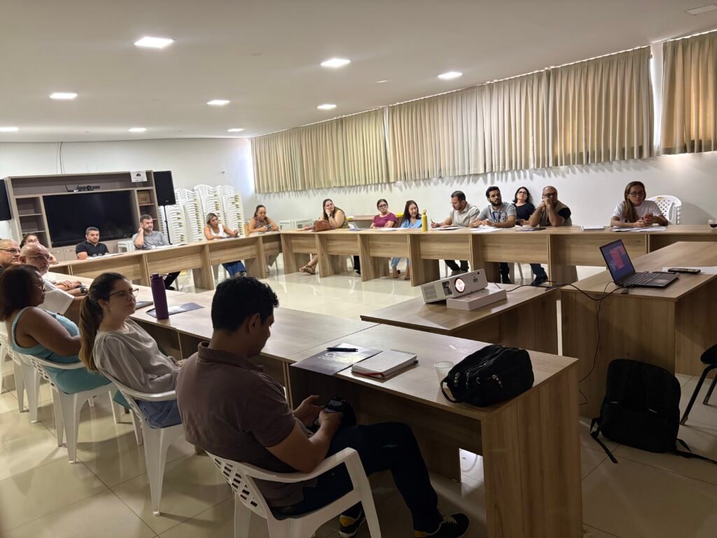 Sesau-prepara-rede-estadual-para-periodo-de-estiagem-e-queimadas-em-Roraima_Ascom-Sesau-1-1024x768.jpg
