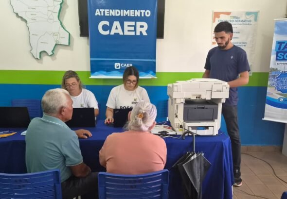 Governo de Roraima beneficia 40 famílias com a Tarifa Social da Caer_Ascom Caer (3)