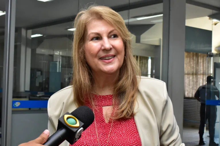ANA-CRISTINA-VISITA-DA-PRESIDENTE-SUBSTITUTA-INSS-FOTO-NILZETE-FRANCO-7-1000x667