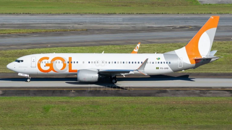 Aviao-da-Gol-Foto-Renato-Oliveira-1-1366x768