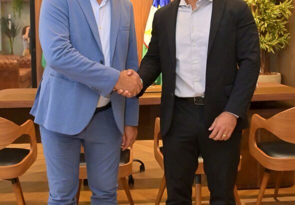 Governador Soldado Sampaio recebe Arthur Henrique e autoriza compartilhamento de dados com nova equipe_Fernando Oliveira-SECOM RR (2)