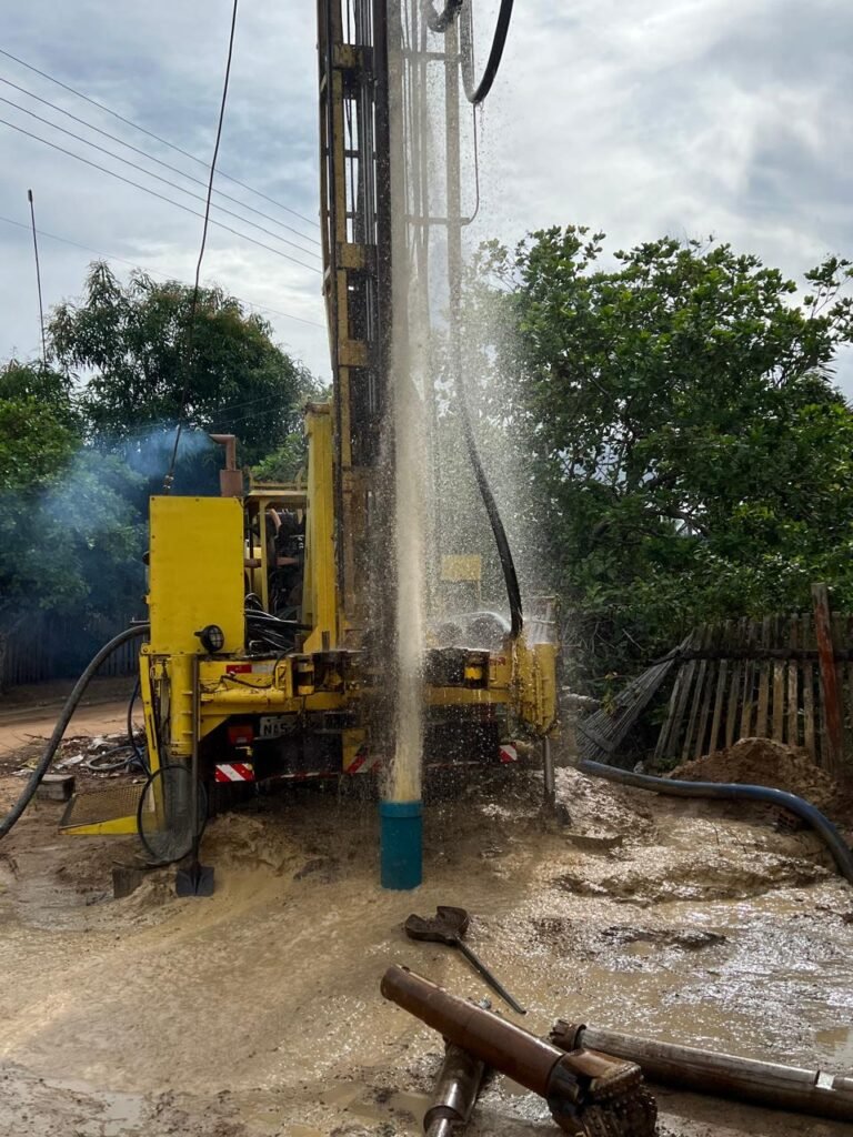 Governo de Roraima inicia perfuração de poços artesianos em Normandia (2)